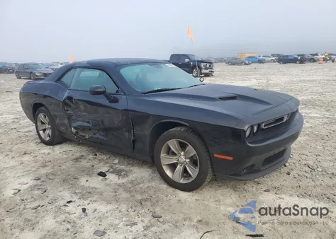2019 Dodge Challenger Sxt from USA, damaged, VIN 2C3CDZAG6KH746618
